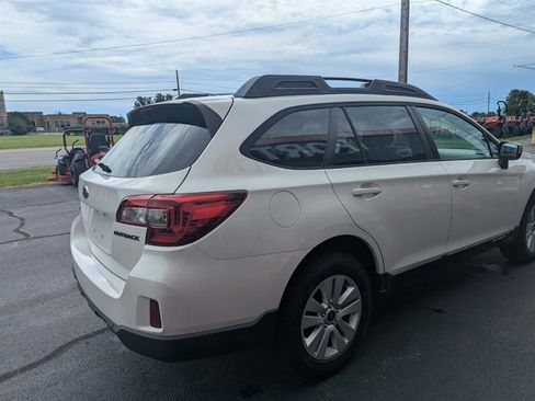 Used 2015 Subaru Outback 2.5i Premium AWD/4WD image 6