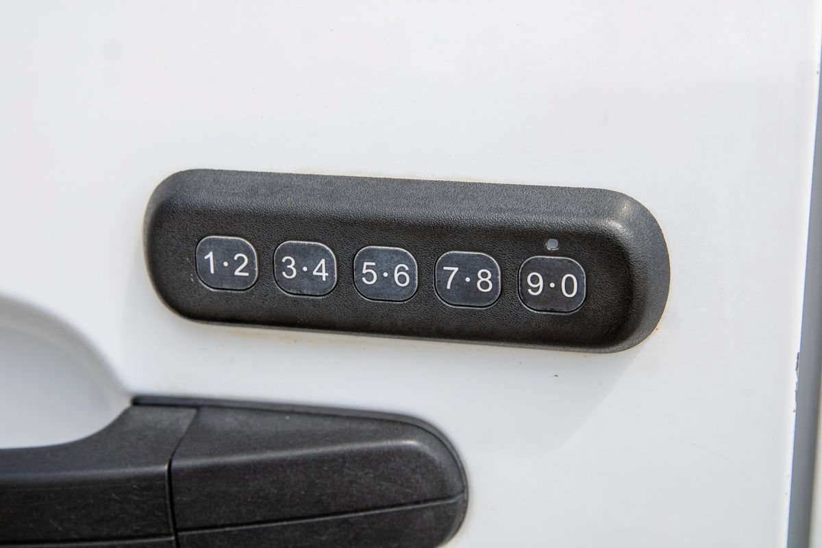 Used 2020 Ford Transit 350 XL RWD image 38