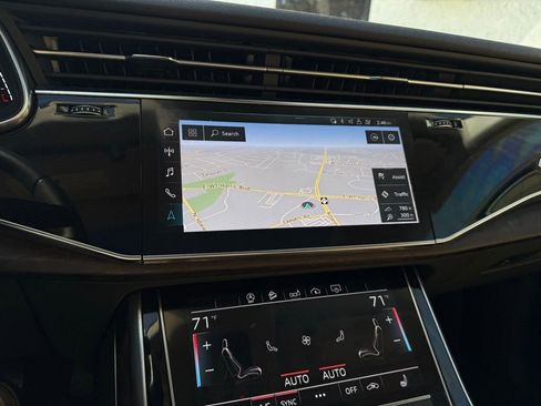 Used 2019 Audi Q8 Premium w/ Convenience Package image 12