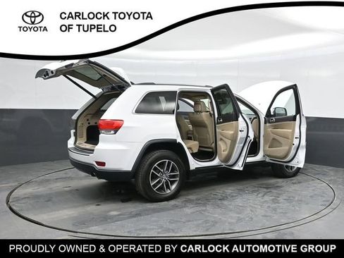 Used 2018 Jeep Grand Cherokee Limited image 45