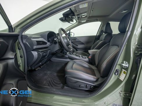 Used 2025 Subaru Crosstrek 2.5i Limited w/ Crosstrek Mirror Package AWD/4WD image 12