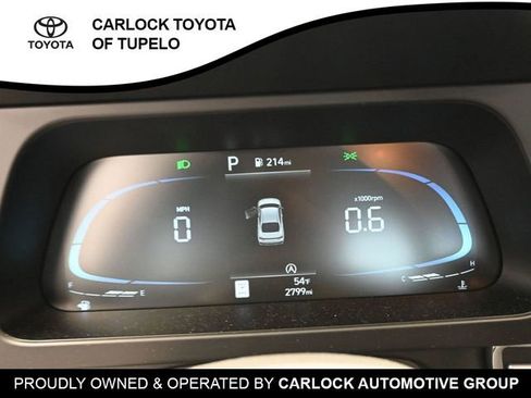 Used 2024 Hyundai Elantra SE image 15