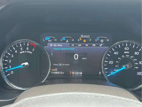 Used 2019 Ford Expedition Max XLT w/ Equipment Group 202A AWD/4WD image 26