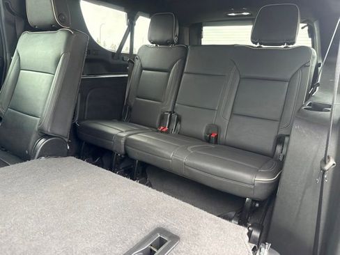 Used 2024 Chevrolet Suburban Premier AWD/4WD image 14