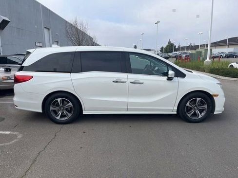 Used 2018 Honda Odyssey Elite image 4