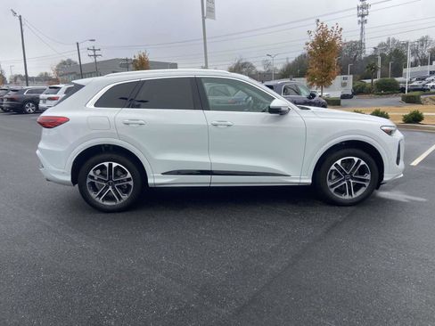 Certified 2025 Audi Q5 Premium Plus w/ Premium Plus image 10