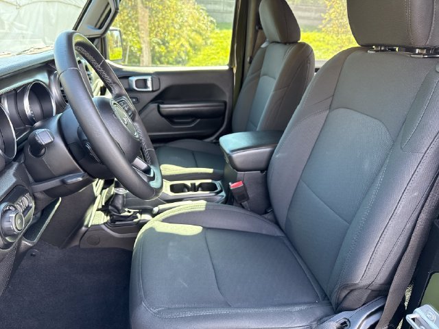Used 2021 Jeep Wrangler Sport AWD/4WD image 19