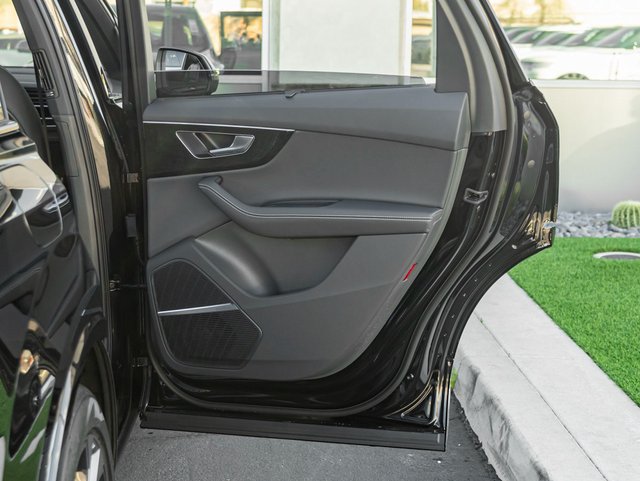 New 2026 Audi Q7 3.0T Premium Plus AWD/4WD image 22