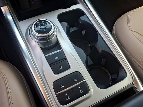 Used 2021 Ford Explorer Limited w/ Equipment Group 301A image 13