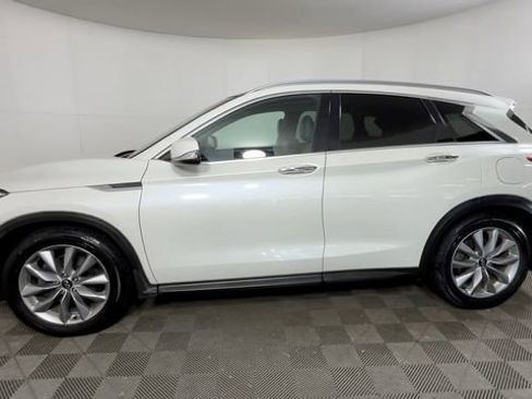 Used 2020 INFINITI QX50 Luxe w/ Cargo Package AWD/4WD image 9