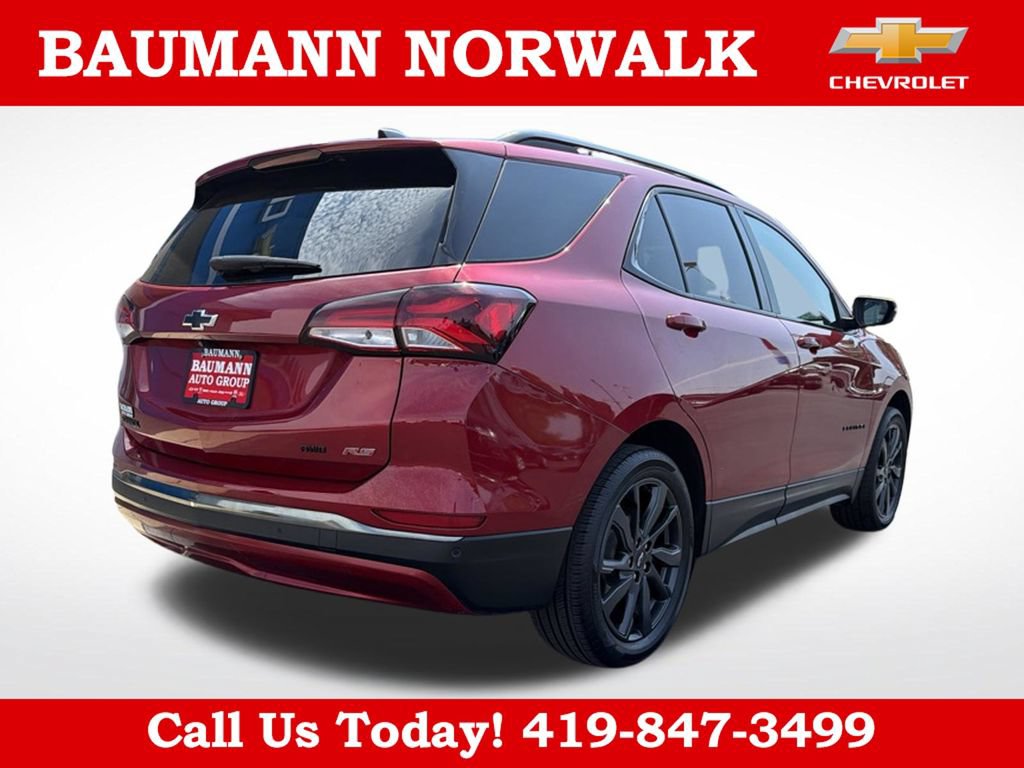 Used 2023 Chevrolet Equinox RS w/ RS Leather Package AWD/4WD image 7