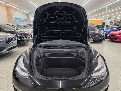 Used 2019 Tesla Model 3 Mid Range RWD image 37