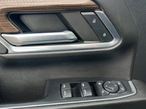 Used 2024 Chevrolet Silverado 3500 LT w/ Z71 Sport Edition image 8