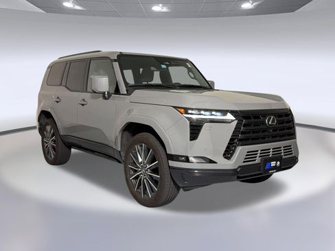 Used 2025 Lexus GX 550 w/ Accessory Package (2T) AWD/4WD image 7