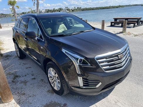Used 2019 Cadillac XT5 FWD image 33