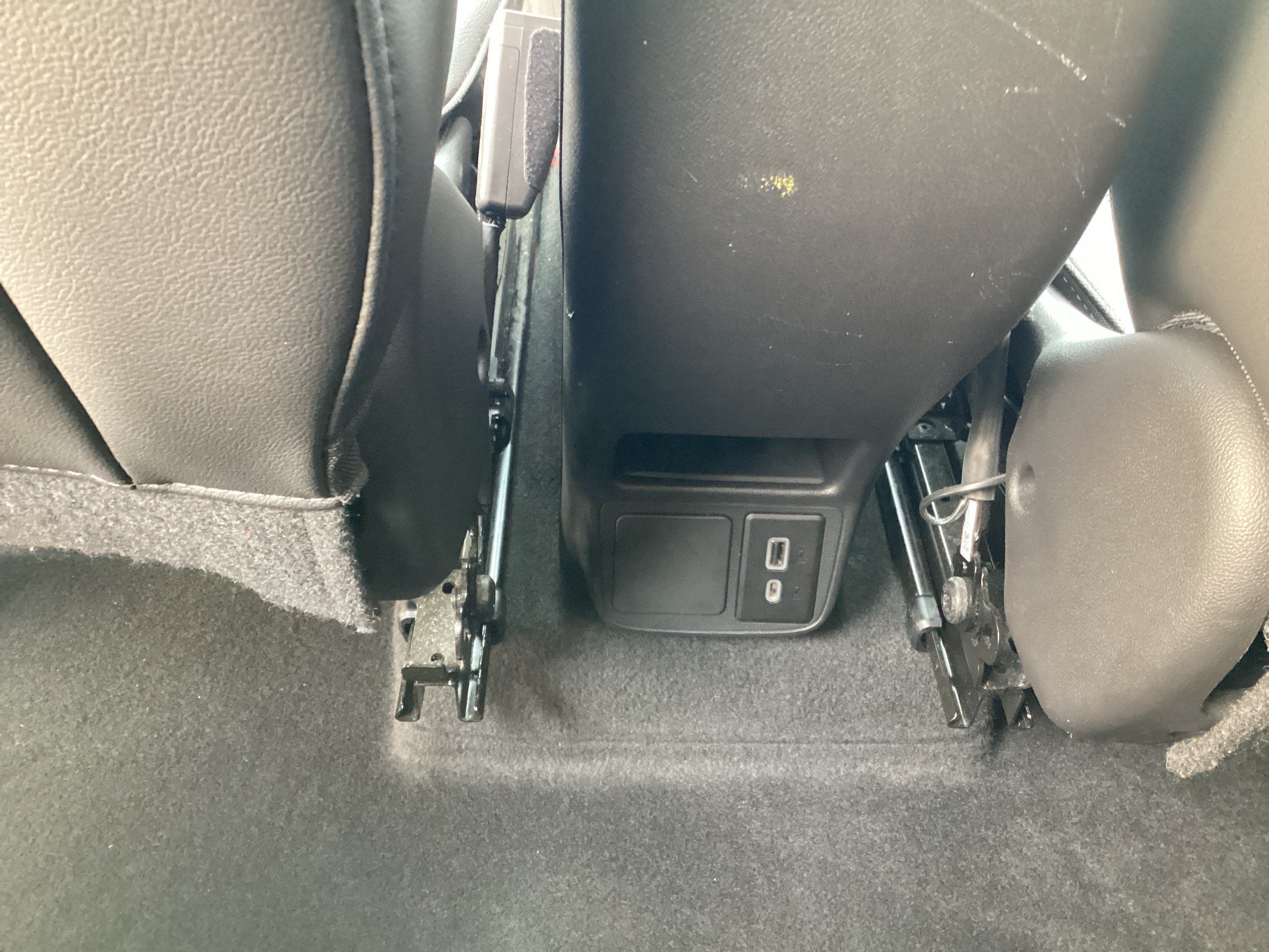 Used 2024 Buick Encore GX Sport Touring FWD image 30