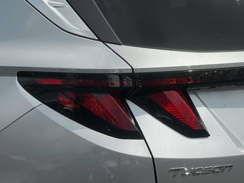Certified 2024 Hyundai Tucson SEL AWD/4WD image 9