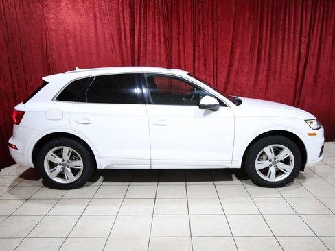 Used 2018 Audi Q5 2.0T Premium Plus w/ Premium Plus Package AWD/4WD image 8