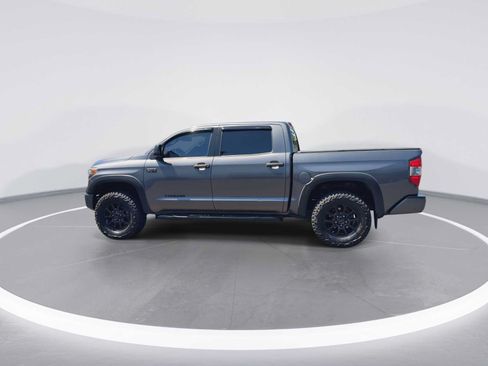 Certified 2017 Toyota Tundra SR5 w/ TRD Off Road Package AWD/4WD image 5