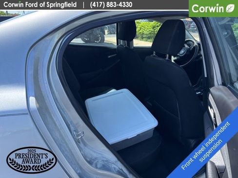 Used 2019 Toyota Yaris LE FWD image 5