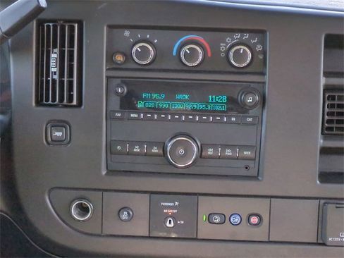 Certified 2021 Chevrolet Express 2500 Extended w/ Driver Convenience Package image 20