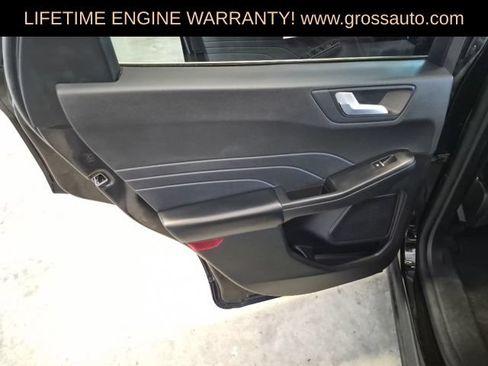 Used 2024 Ford Escape Platinum AWD/4WD image 25