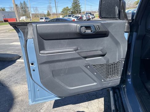 New 2025 Ford Bronco Outer Banks w/ Sasquatch Package AWD/4WD image 17