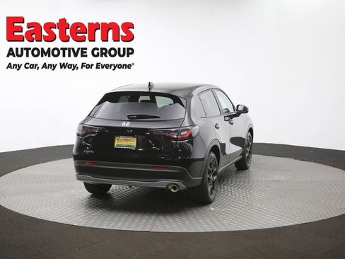 Used 2025 Honda HR-V Sport image 40
