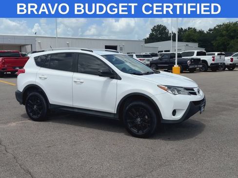 Used 2013 Toyota RAV4 LE FWD image 2