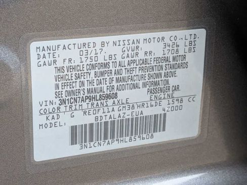 Used 2017 Nissan Versa S Plus FWD image 45