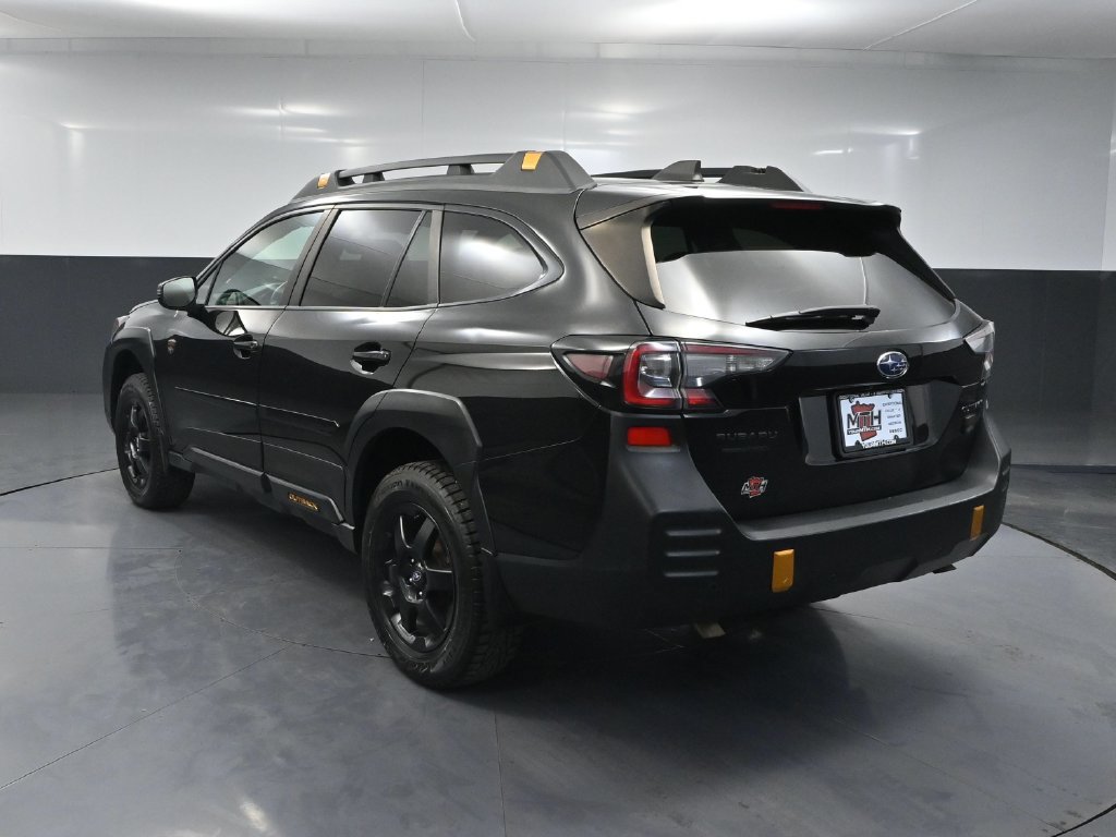 Used 2022 Subaru Outback Wilderness AWD/4WD image 6