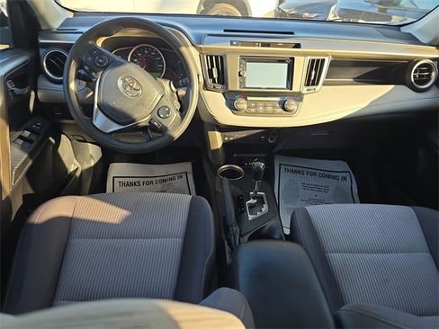 Used 2014 Toyota RAV4 XLE image 12
