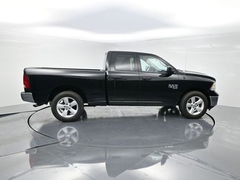 Used 2024 RAM 1500 Classic SLT image 4