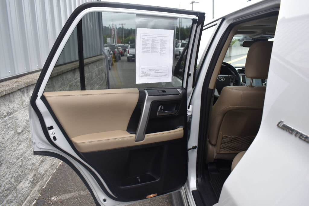 Certified 2024 Toyota 4Runner Limited AWD/4WD image 19