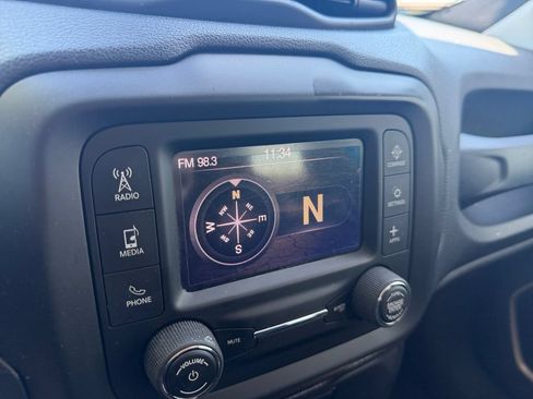 Used 2020 Jeep Renegade Sport FWD image 26
