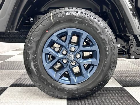 New 2026 Jeep Gladiator Mojave AWD/4WD image 9