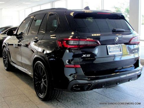 Used 2022 BMW X5 xDrive40i w/ M Sport Package image 54