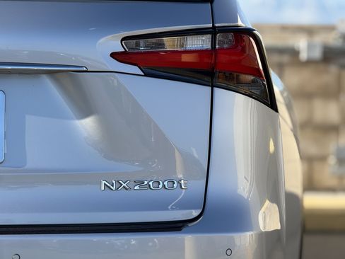 Used 2017 Lexus NX 200t FWD image 12