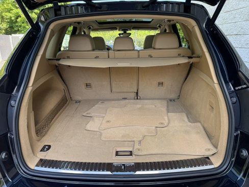 Used 2013 Porsche Cayenne S AWD/4WD image 9