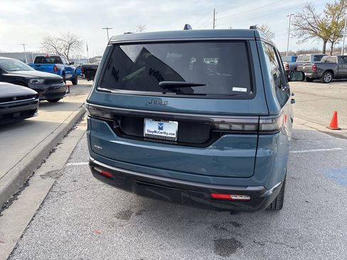 New 2026 Jeep Grand Wagoneer Summit AWD/4WD image 28