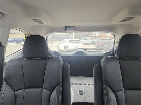 Used 2019 Subaru Ascent Premium w/ Popular Package #4 image 17