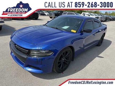 Used 2018 Dodge Charger SXT Plus w/ Blacktop Package image 1