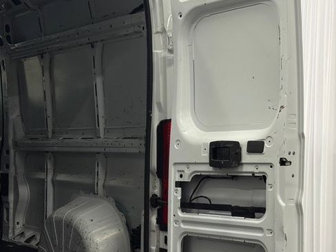 Used 2023 RAM ProMaster 2500 FWD image 16