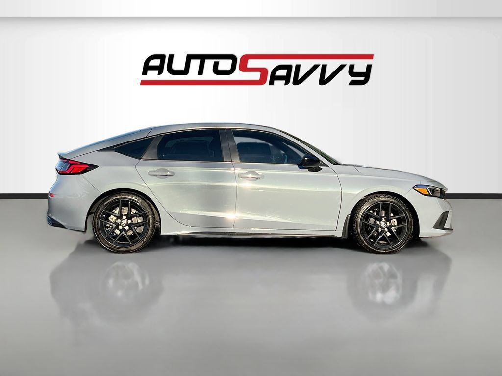 Used 2024 Honda Civic Sport image 8