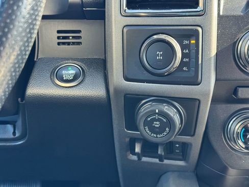 Used 2018 Ford F150 Raptor w/ Equipment Group 802A Luxury image 20