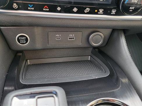 Used 2021 Nissan Rogue SL w/ Premium Package image 38