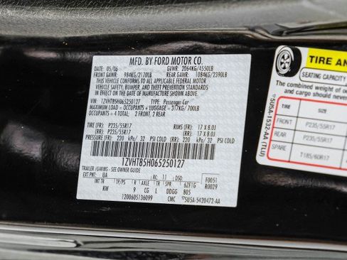 Used 2006 Ford Mustang GT RWD image 52