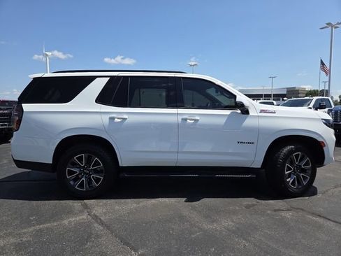 Used 2023 Chevrolet Tahoe Z71 w/ Luxury Package AWD/4WD image 19