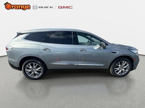 Used 2023 Buick Enclave Premium w/ Experience Buick Package FWD image 2