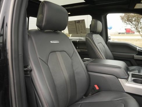 Used 2022 Ford F450 Platinum image 20